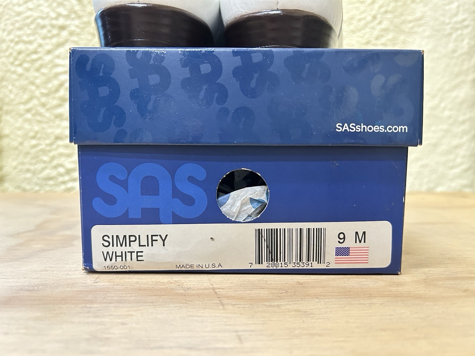 SAS 1550-001 Simplify White Pearl Bone Sz 9 M Women’s NEW IN BOX Made In USA