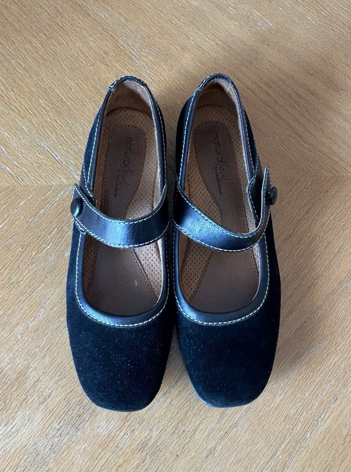 Natural Soul Jillian Black Suede Leather Mary Jane Shoes Comfort Comfort