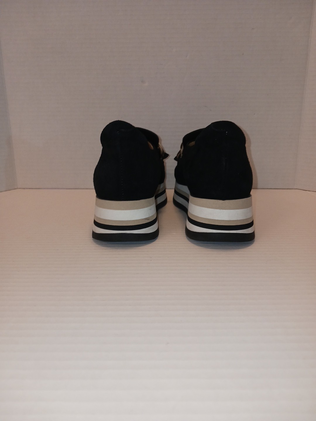 Softwaves Cadie 36 1/2 Women’s Sz 6 Shoes Black Arch Support Platform Sneakers