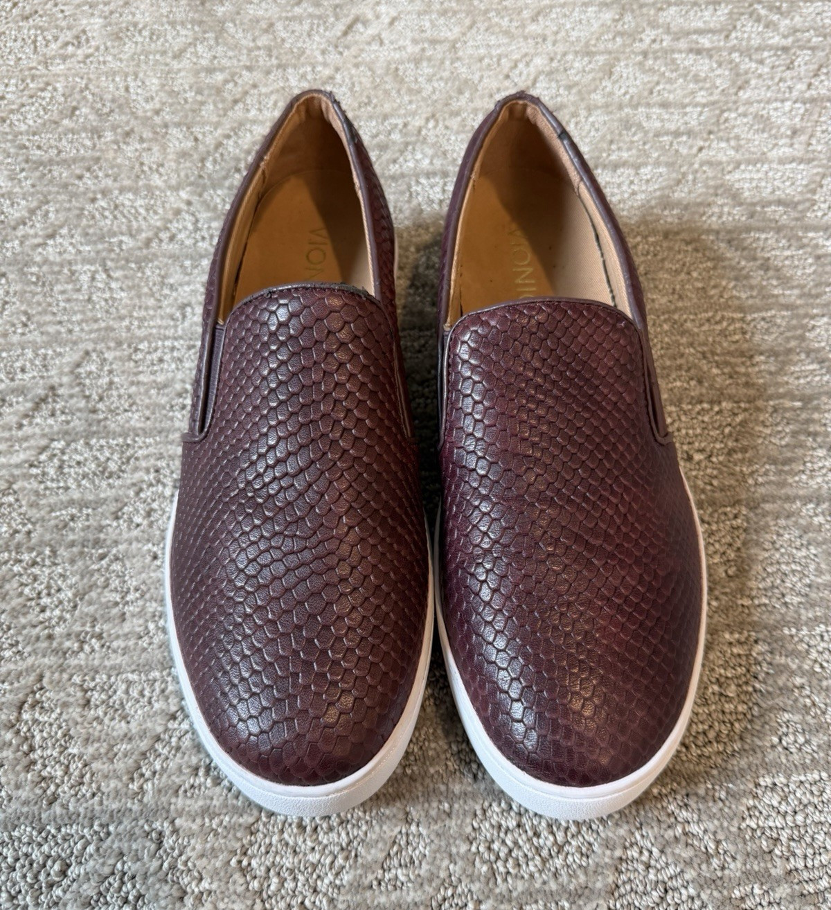 Vionic Women’s Burgundy Snake Skin Slip-On Comfort Shoes 8 M White Sole NWD