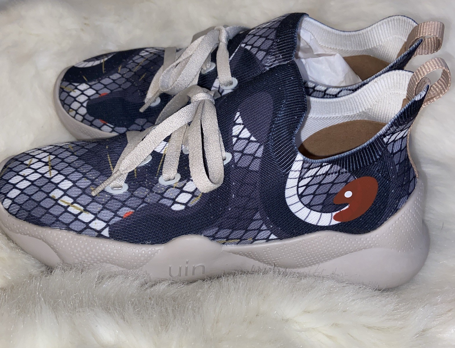 UIN Snake Mijas 1 Walking Shoe Womens 7 Blue Multi Knit Slip On Sneaker Comfort