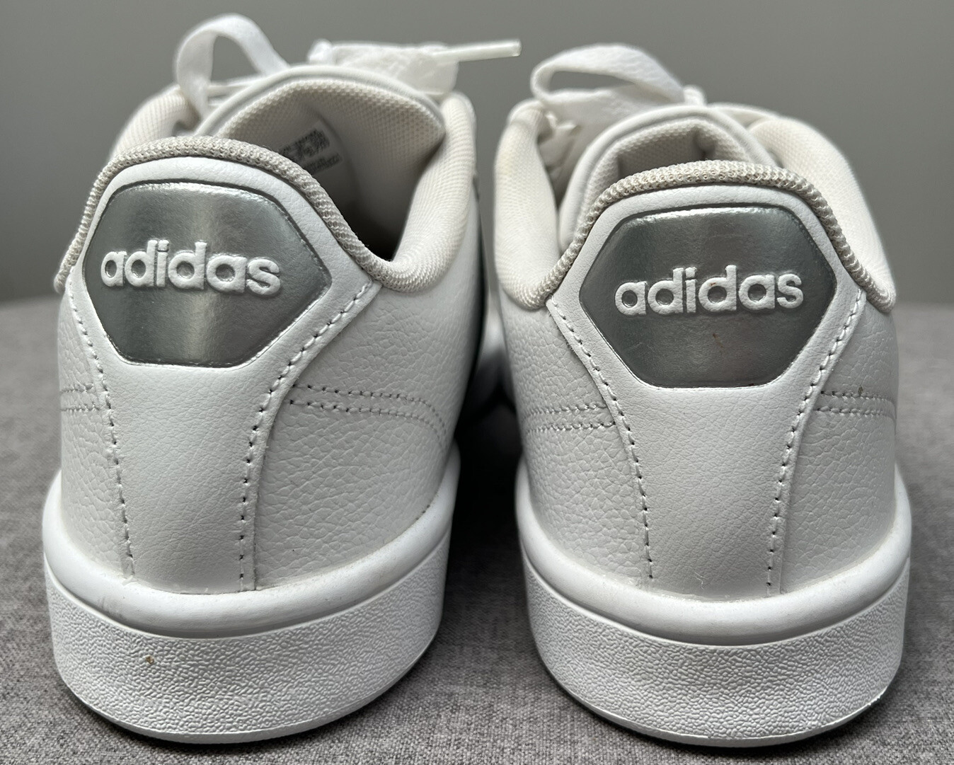 ADIDAS NEO cloudfoam AQ0528 Women’s Sz 8 Grand Court White w/Silver Stripes