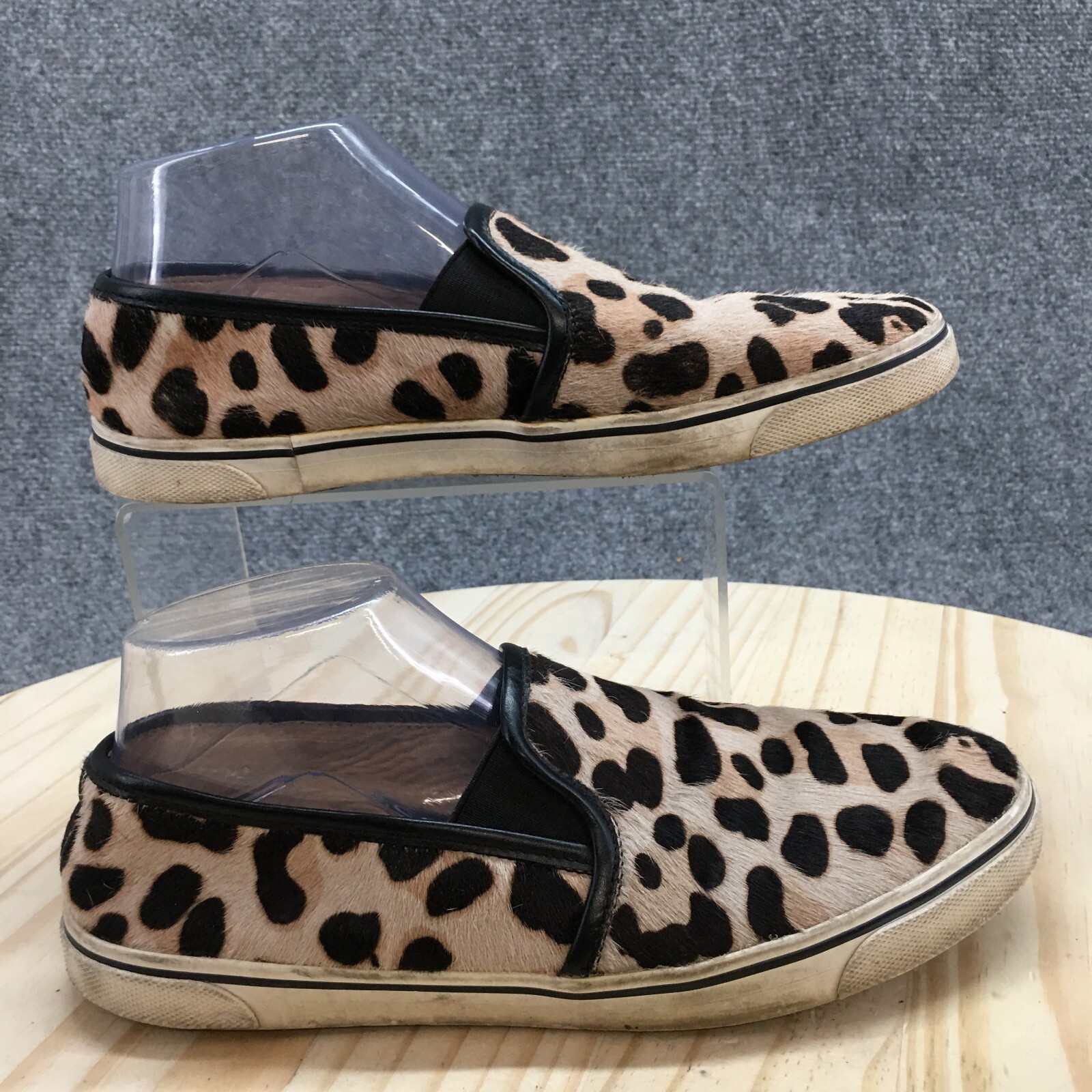 Dolce Vita Shoes Womens 8.5 Leopard Faux Fur Slip On Sneakers Brown Comfort