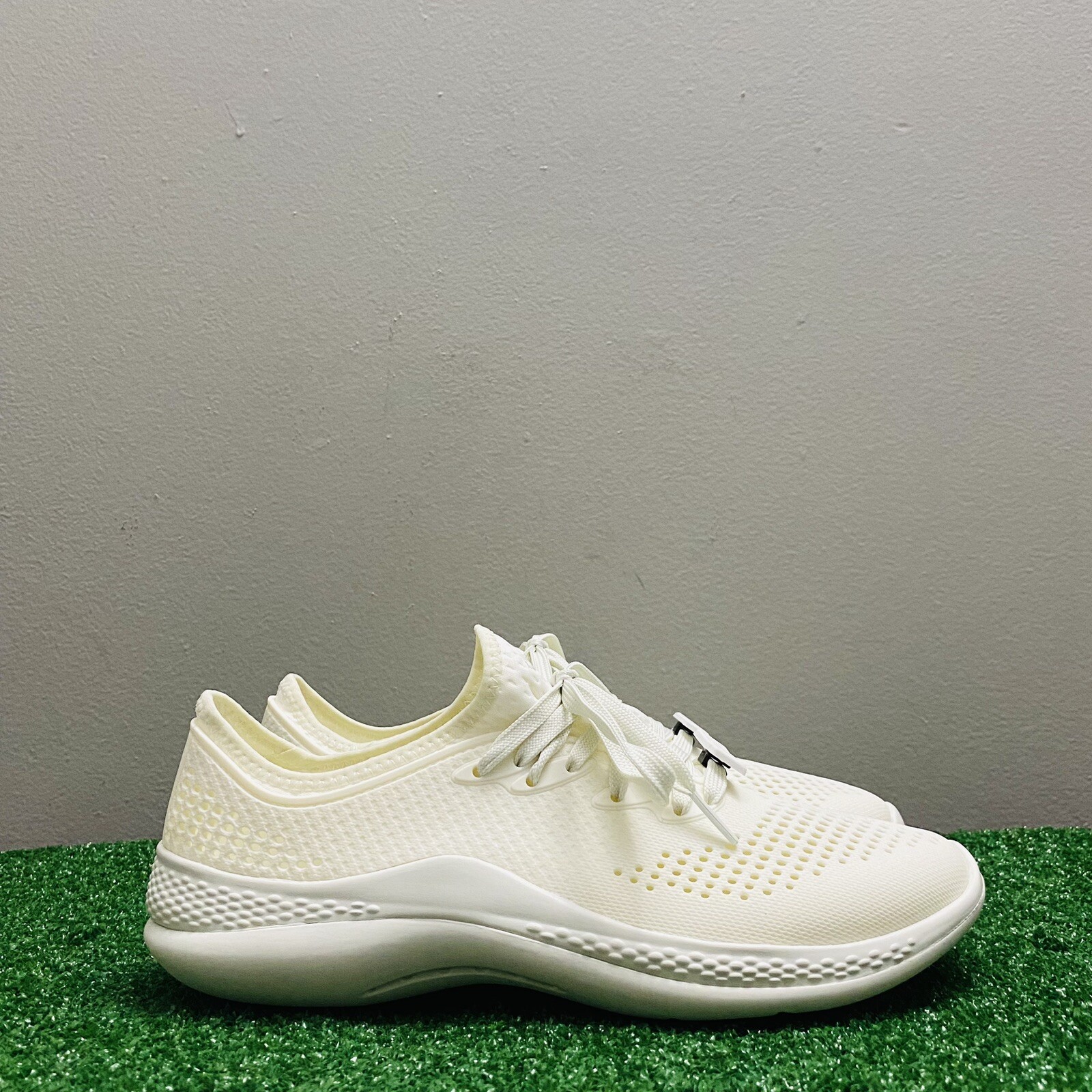 CROCS Women’s Sneakers – LiteRide 360 Pacer Lace Up Shoes 206705 White Size 10