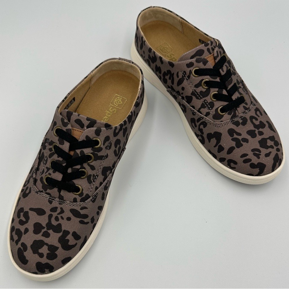 Spenco Leopard Print Canvas Sneakers Women’s Size 5B New in Box Comfort Shoe