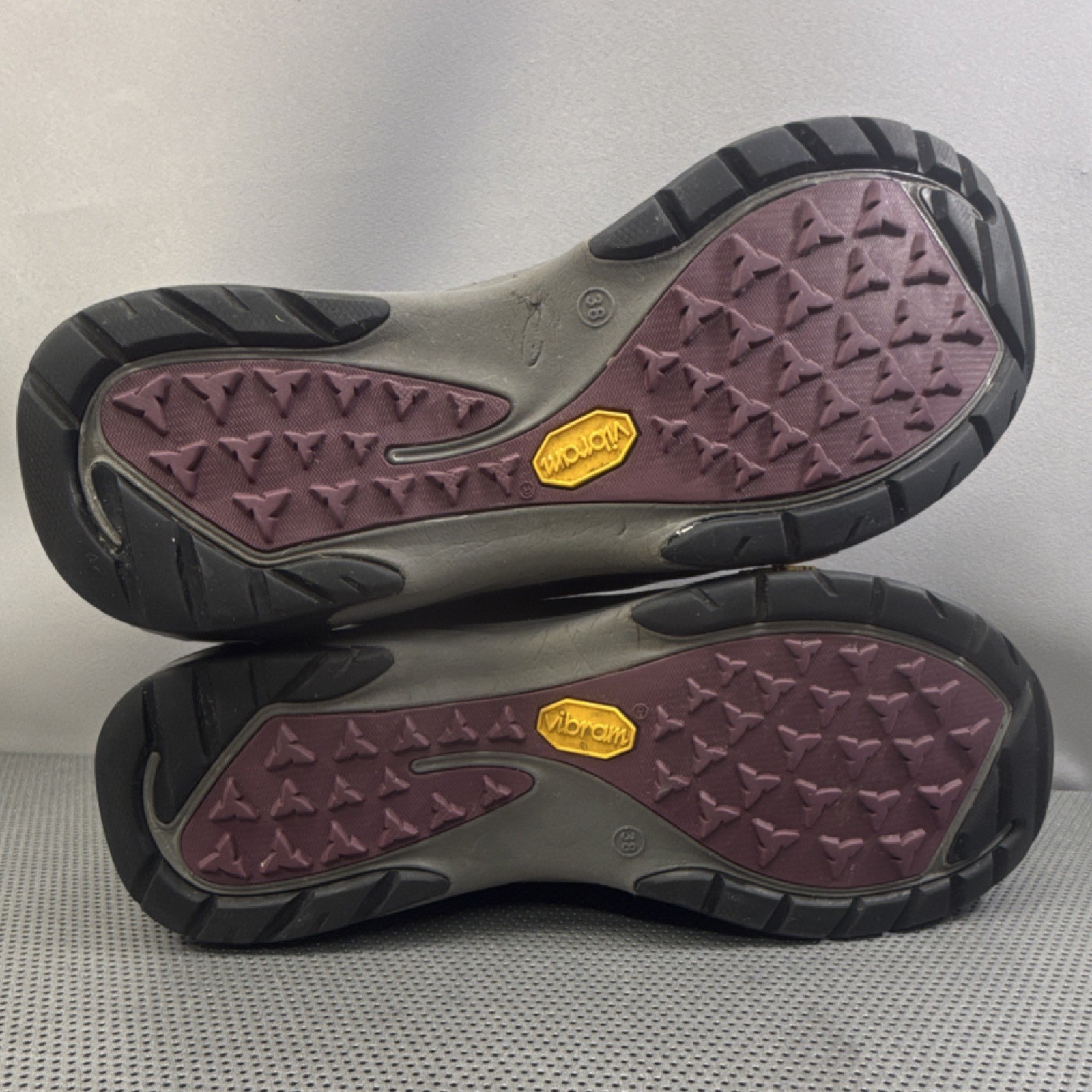 Dansko Women’s 38 7.5 Black Purple Waterproof Makayla Sneakers shoes 4715470240