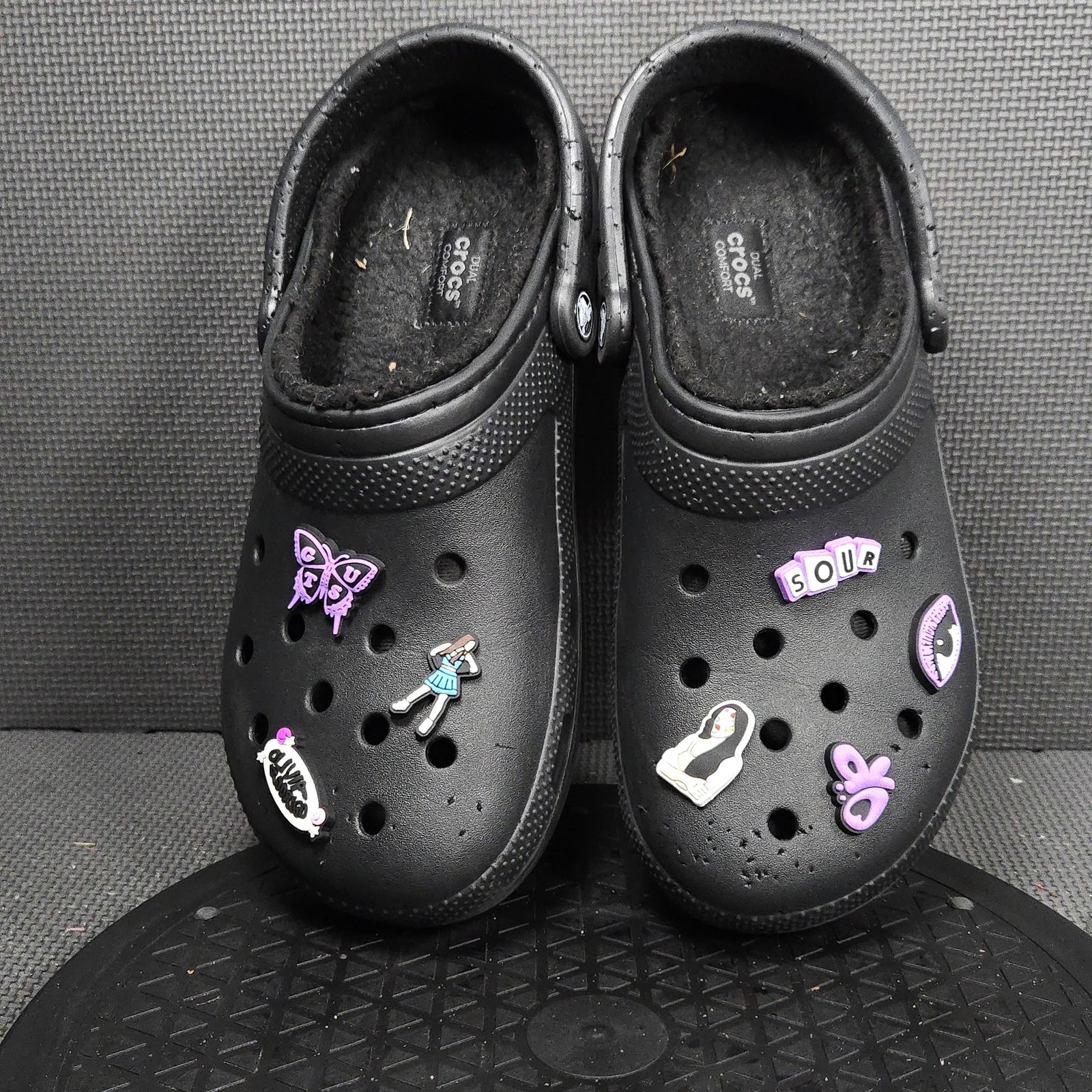 Crocs Clog Shoes Womens Size 10 Black Faux Fur Lined Slip On Comfort Casual