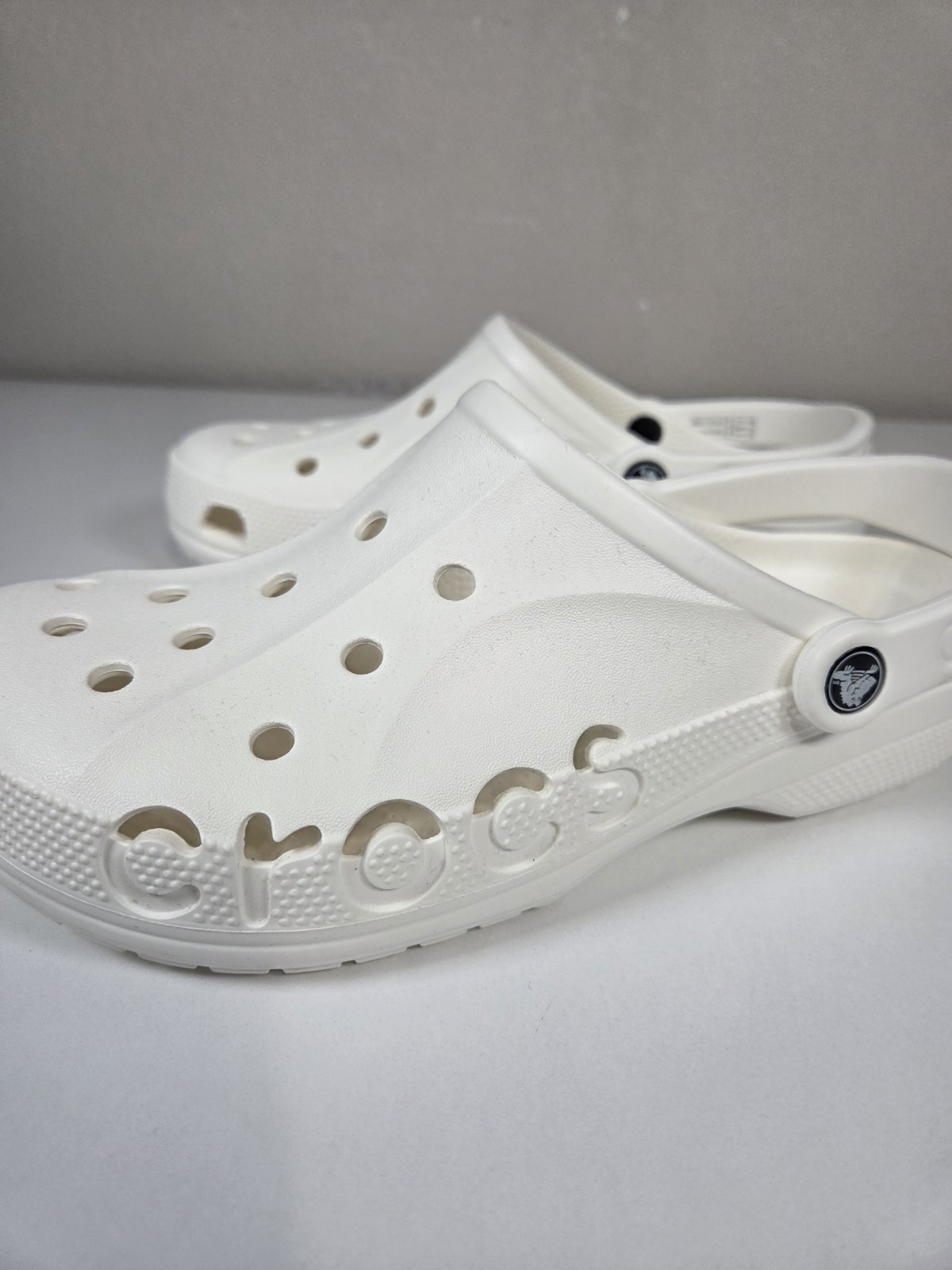 NEW Crocs Baya Clogs Slip On Shoes sz Mens sz 9 Womens 11 White