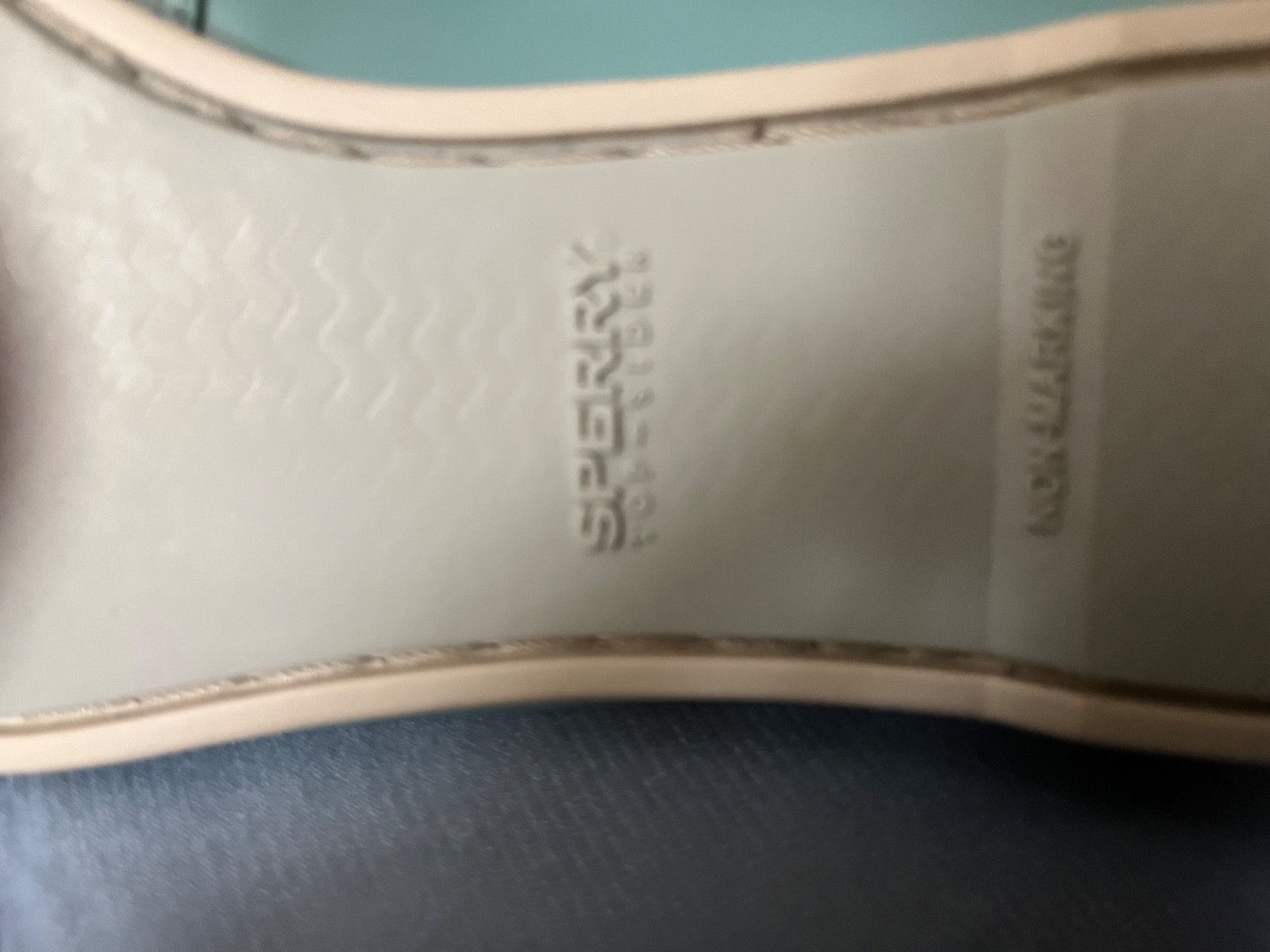 NIB SPERRY TOP-SIDER BLUEFISH PATENT LEATHER AQUA WOMENS Size 8 M 9862749