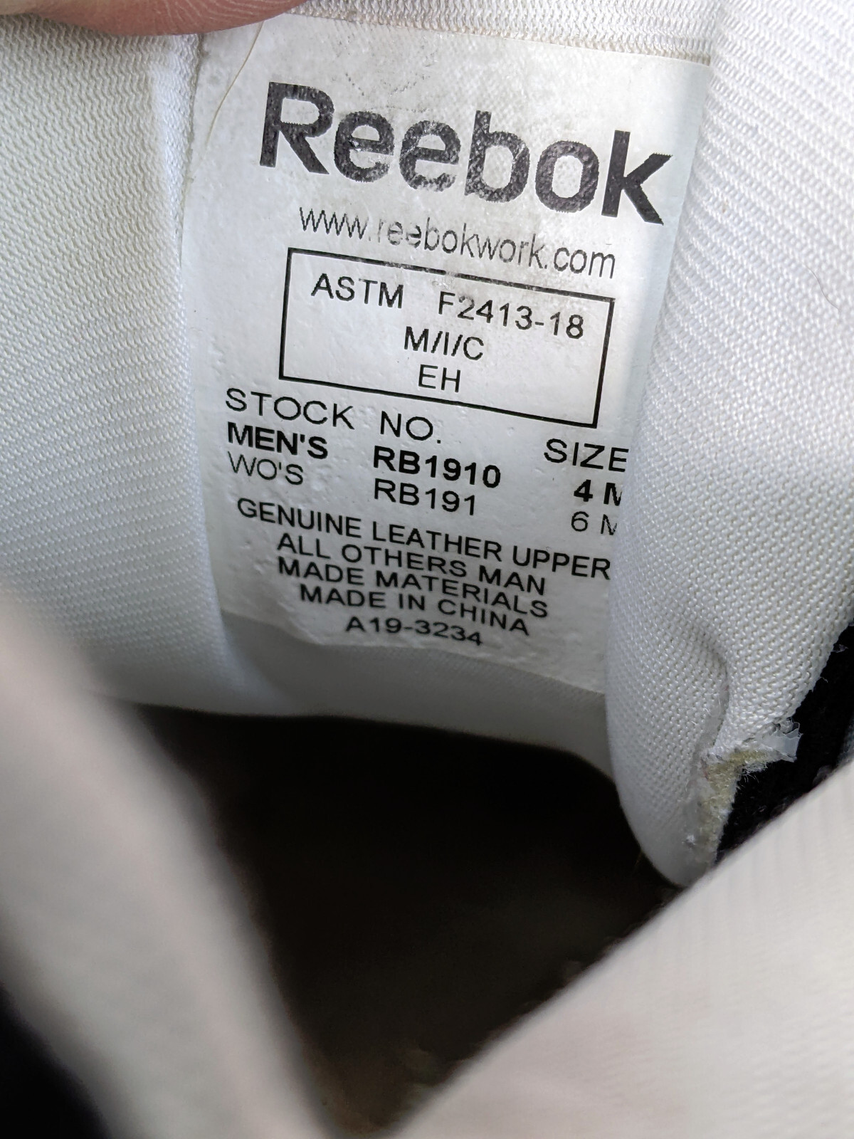 Reebok Steal toe Work Womens 6 Black Suede Shoe Slip Resistant ASTM F2413-18 EH