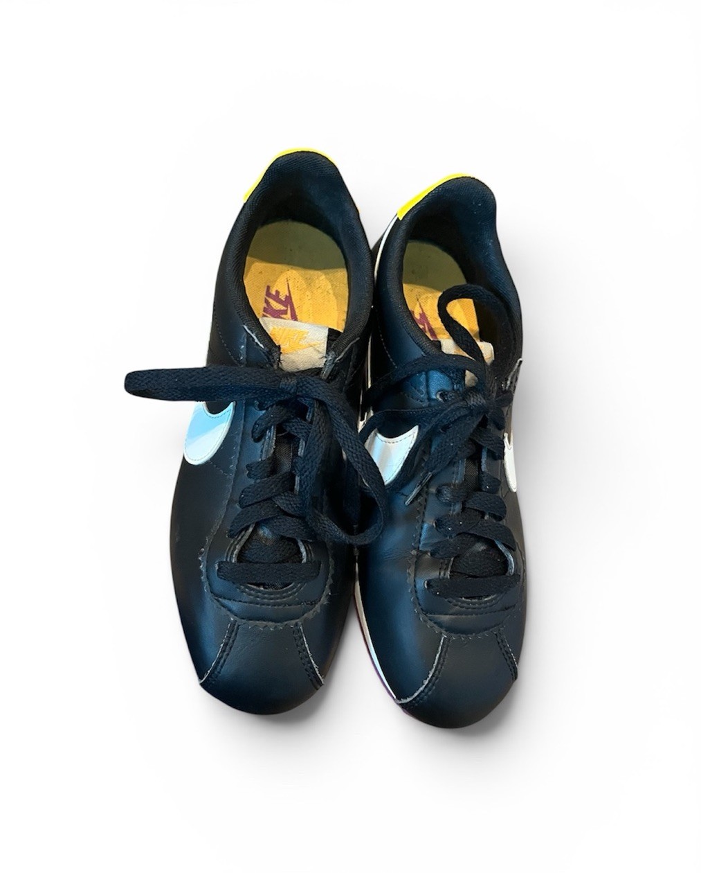 Nike Classic Cortez 15 – Women’s 7 – Black Laser Orange Shoes