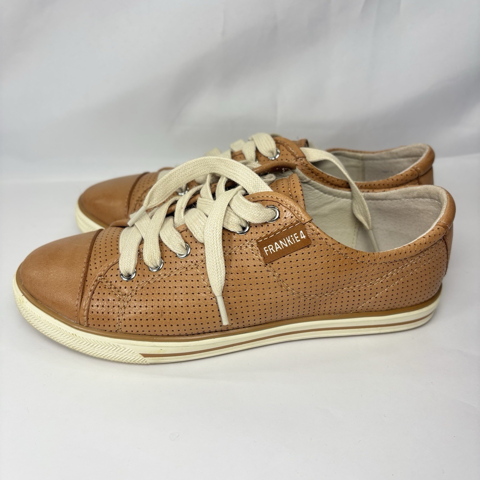 FRANKiE4 NAT II Sneakers Womens 7 Soft Tan Perforated Leather Comfort NO INSOLES