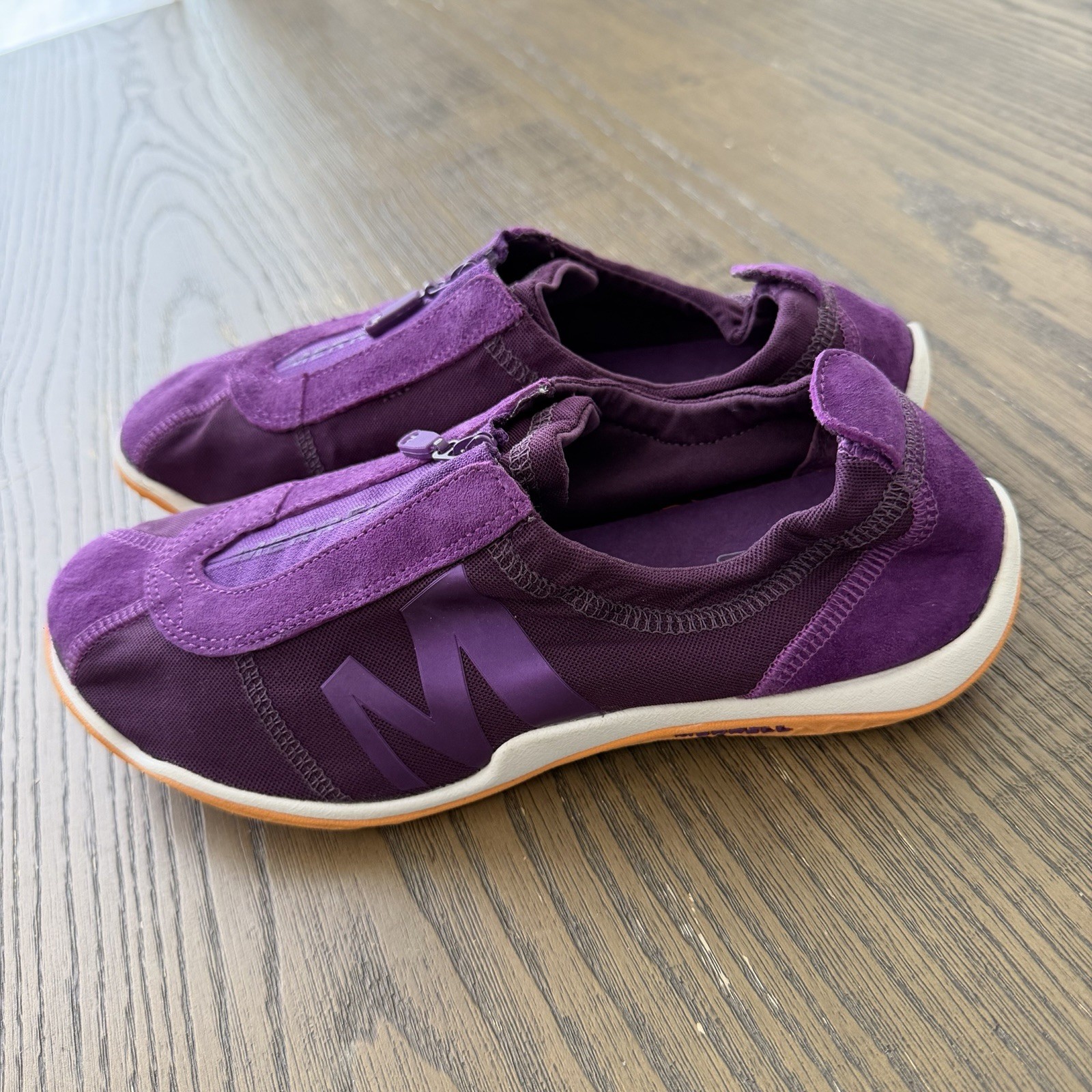 Merrell Lorelei Women’s Purple Suede Zip Shoes Size 7 NWOB Walking Outdoor Sport