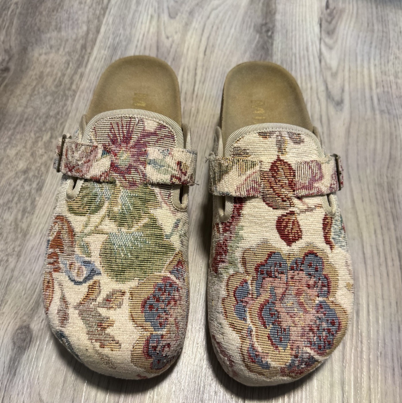 MIA Qwest Tapestry Floral Platform Comfort Clog Shoes Women 7.5 Buckle