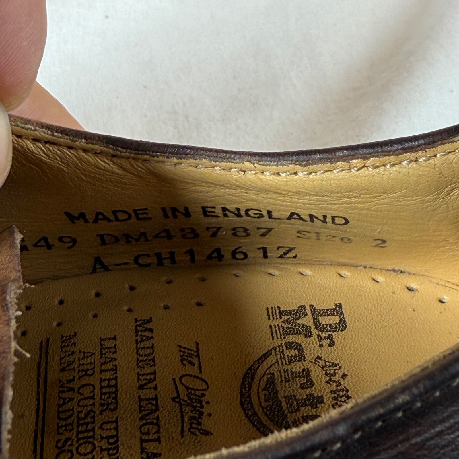 DR. MARTENS RARE VINTAGE MADE IN ENGLAND OXFORDS 1461 WOMENS UK SIZE 2 US 4 1G