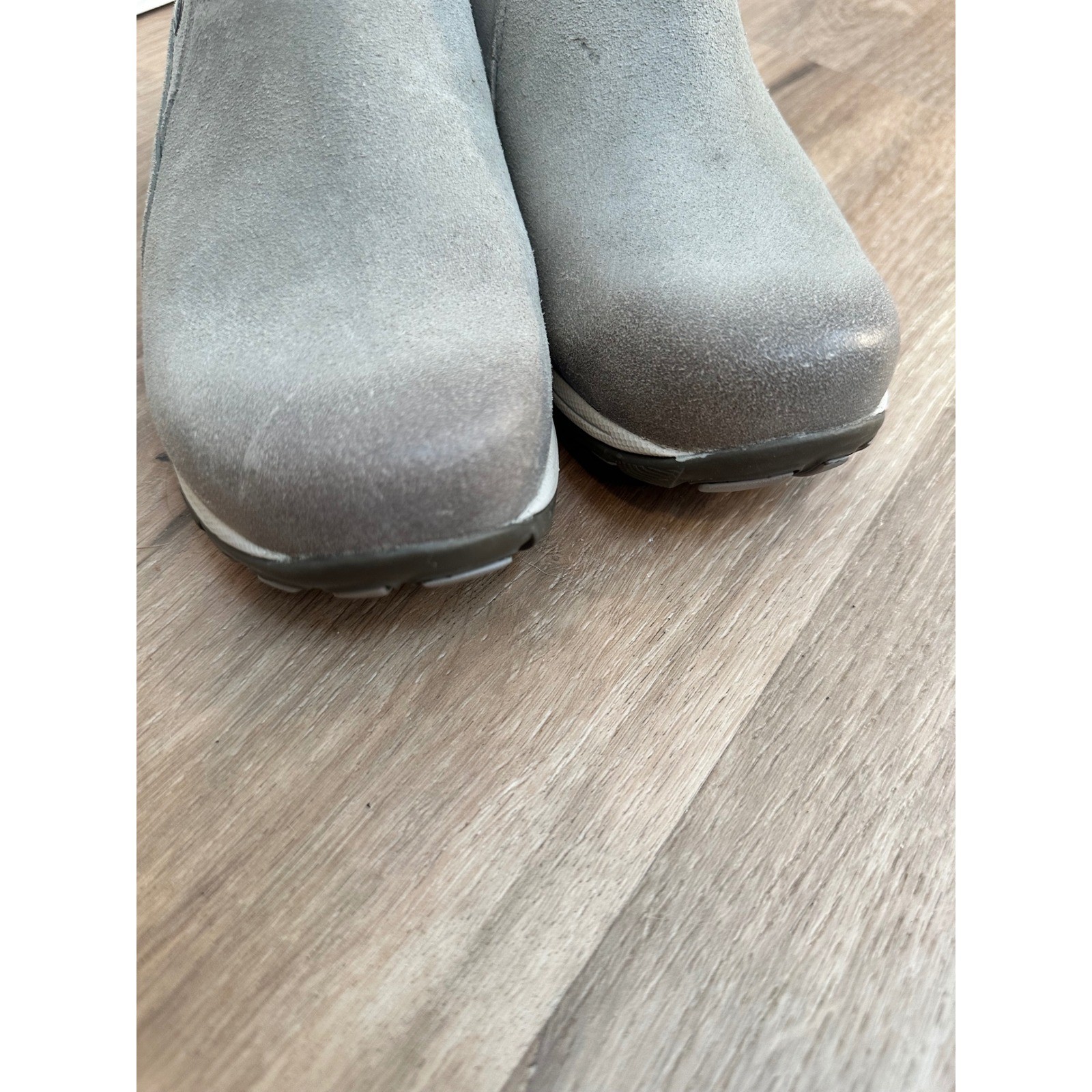 Dansko Patti Suede Slip On Shoes Women 37 Gray Vibram Waterproof Walking Clogs