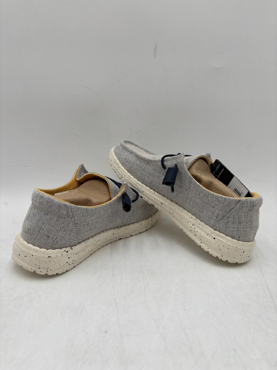 Hey Dude WENDY CHAMBRAY Women’s NEW Slip-On Shoe White/Blue Multiple Sizes