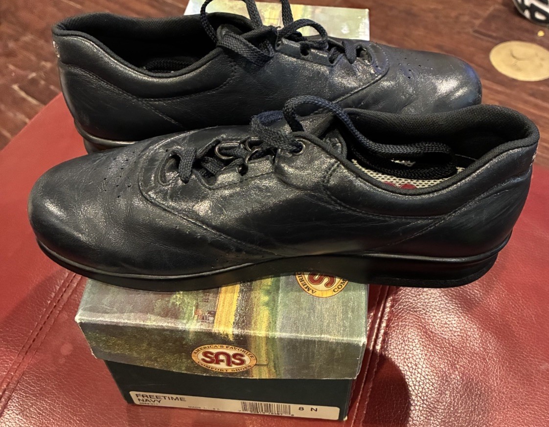 SAS Free Time Womens Shoes 8 N Navy Blue W/box Preowned