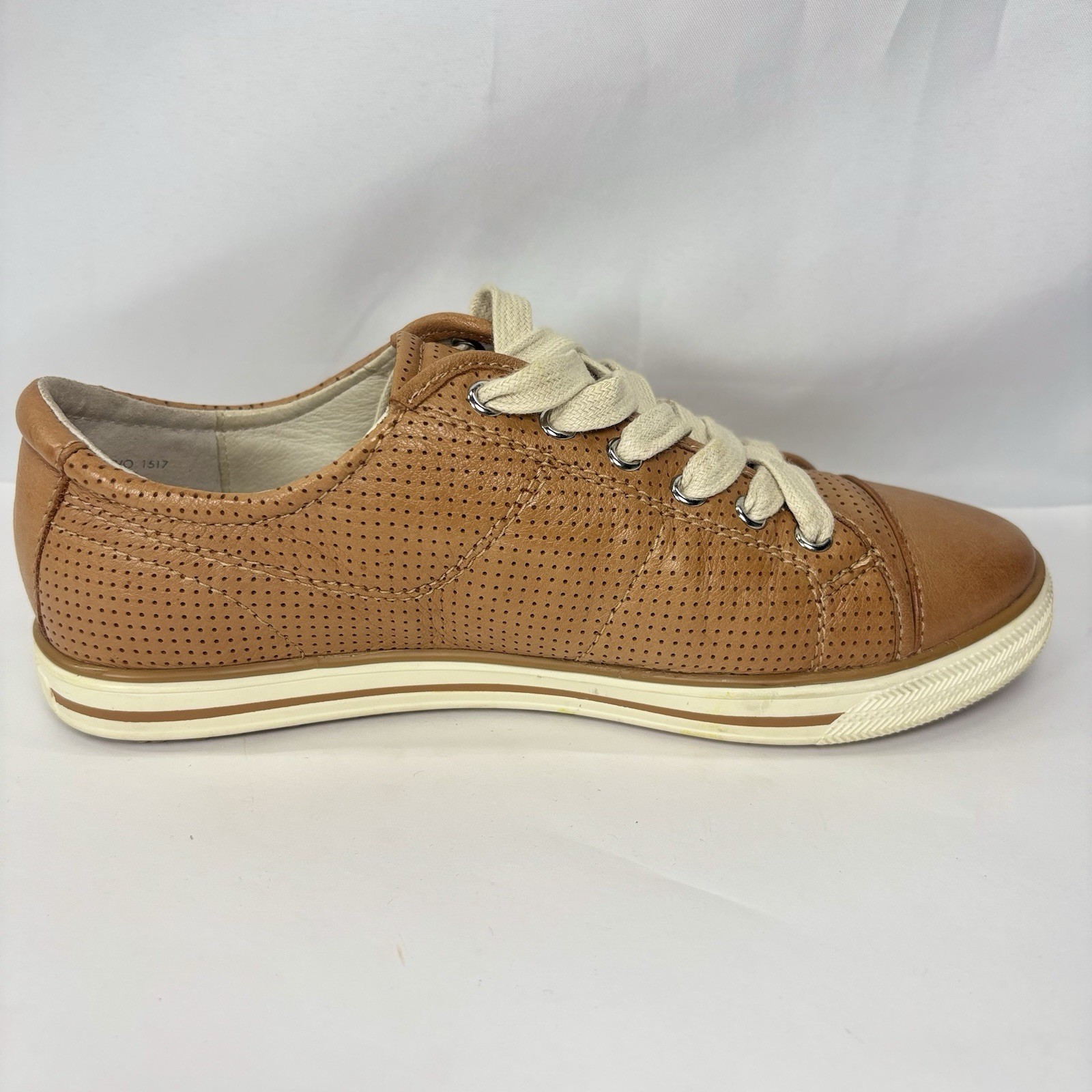 FRANKiE4 NAT II Sneakers Womens 7 Soft Tan Perforated Leather Comfort NO INSOLES