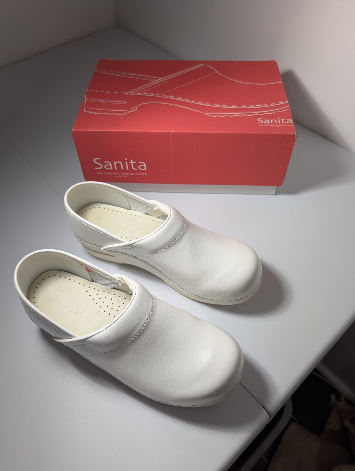 Sanita The Original Danish Clogs White Leather Slip On EU 38
