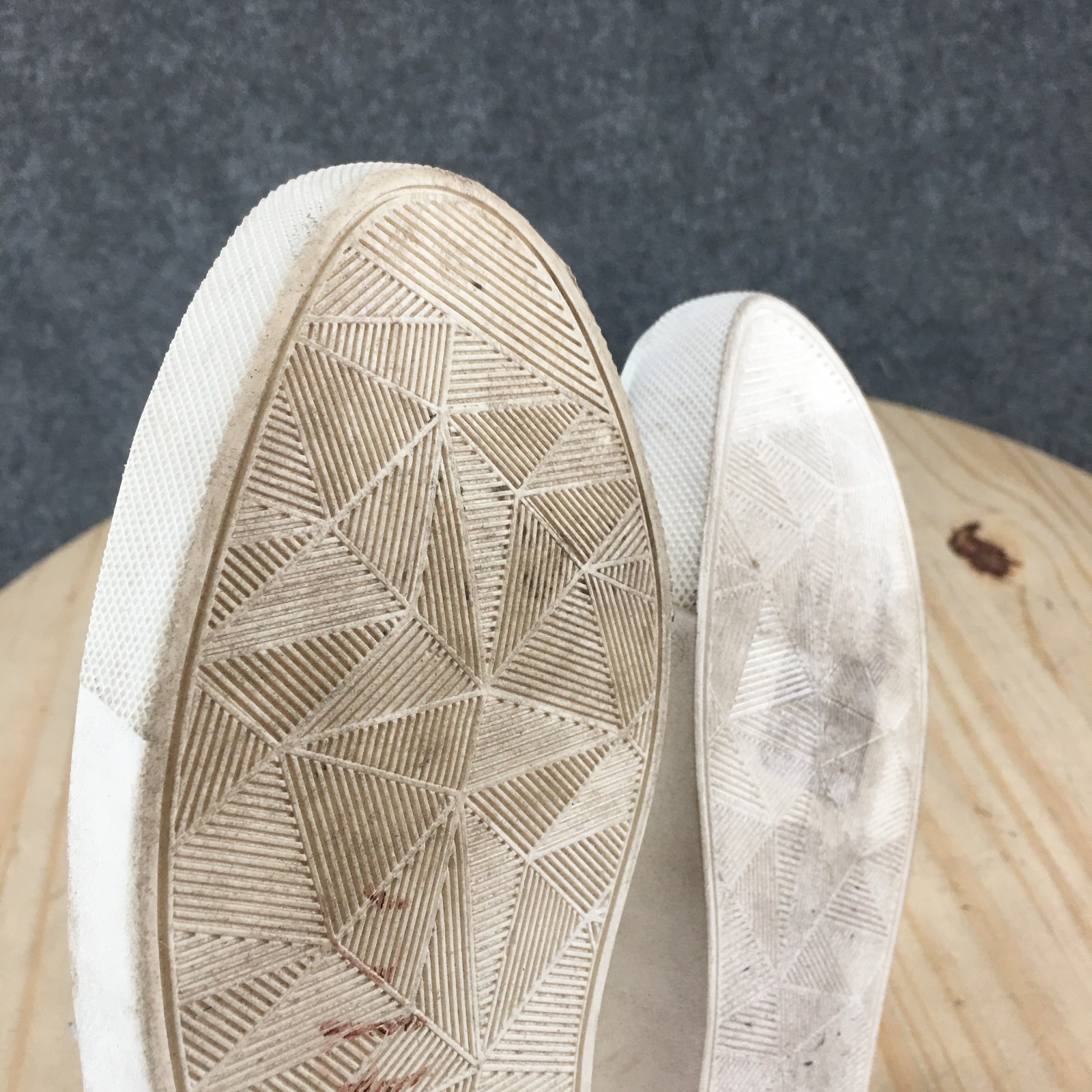 Dr. Scholls Shoes Womens 7.5 M Nova Slip On Sneakers Beige Faux Leather Comfort