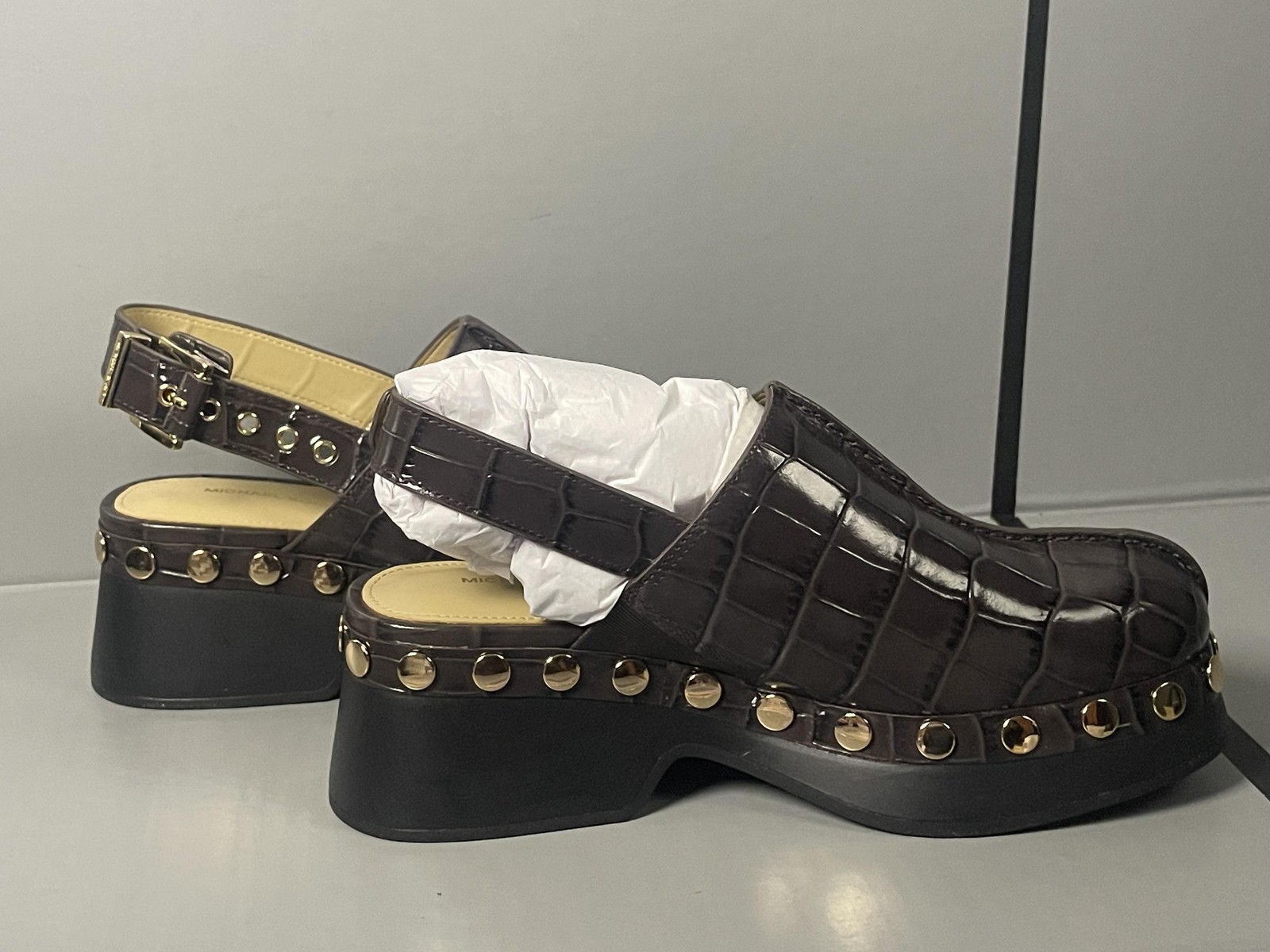 Michael Kors Esra Clog Shoes Womens Size 5 Brown Leather Studded Platform Clogs