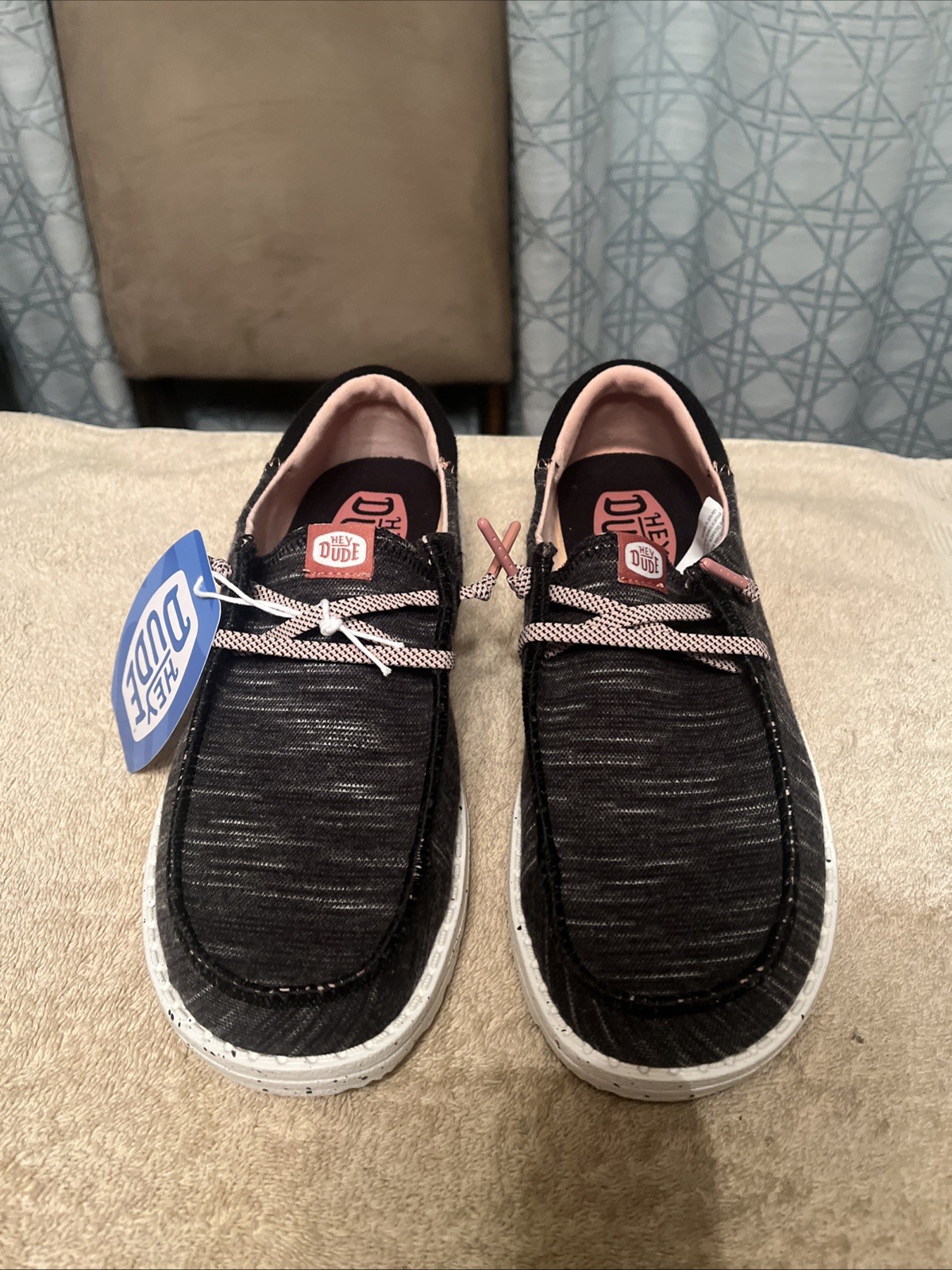 Hey Dude Wendy Funk Jersey Black/ Pink Slip-On Loafers Shoes Women’s Size 6 New