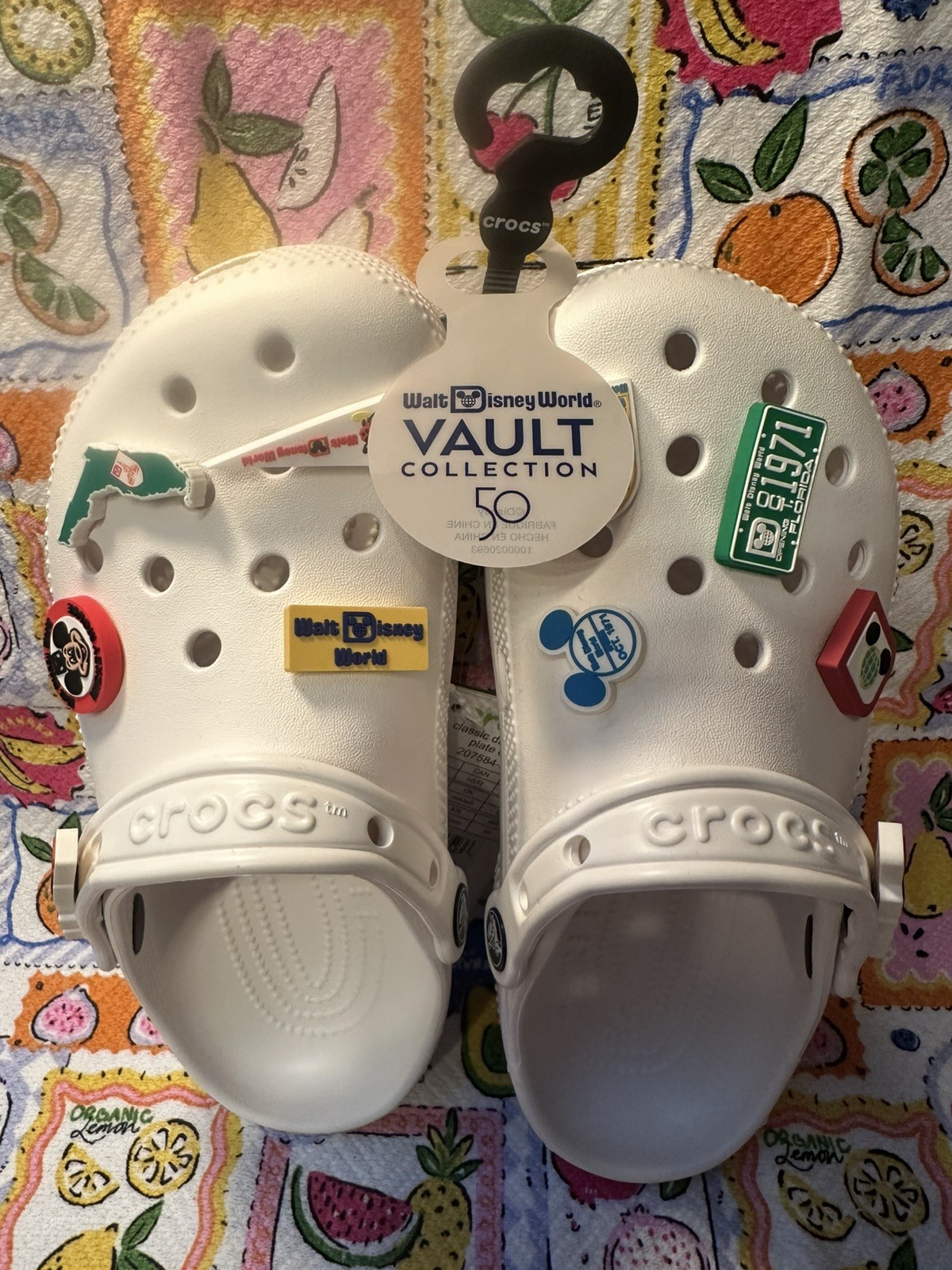 NWT❤️Crocs Classic M5/W7 White DTP License Plate Disney Vault Collection Clogs🥳