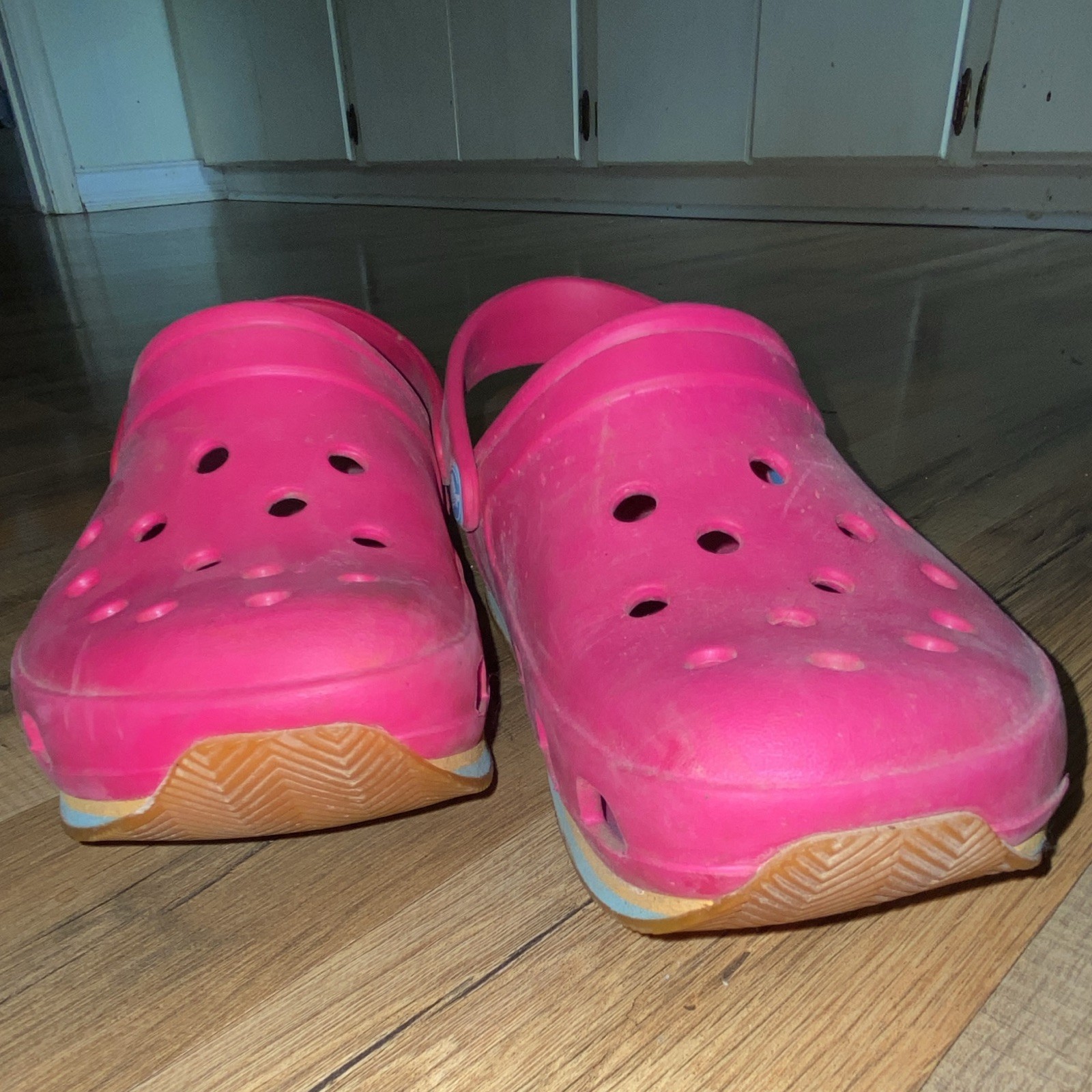 Crocs Classic Pink Clog Slip-On Comfort Shoes Womens US 8 (UK 6 EU 39-40)