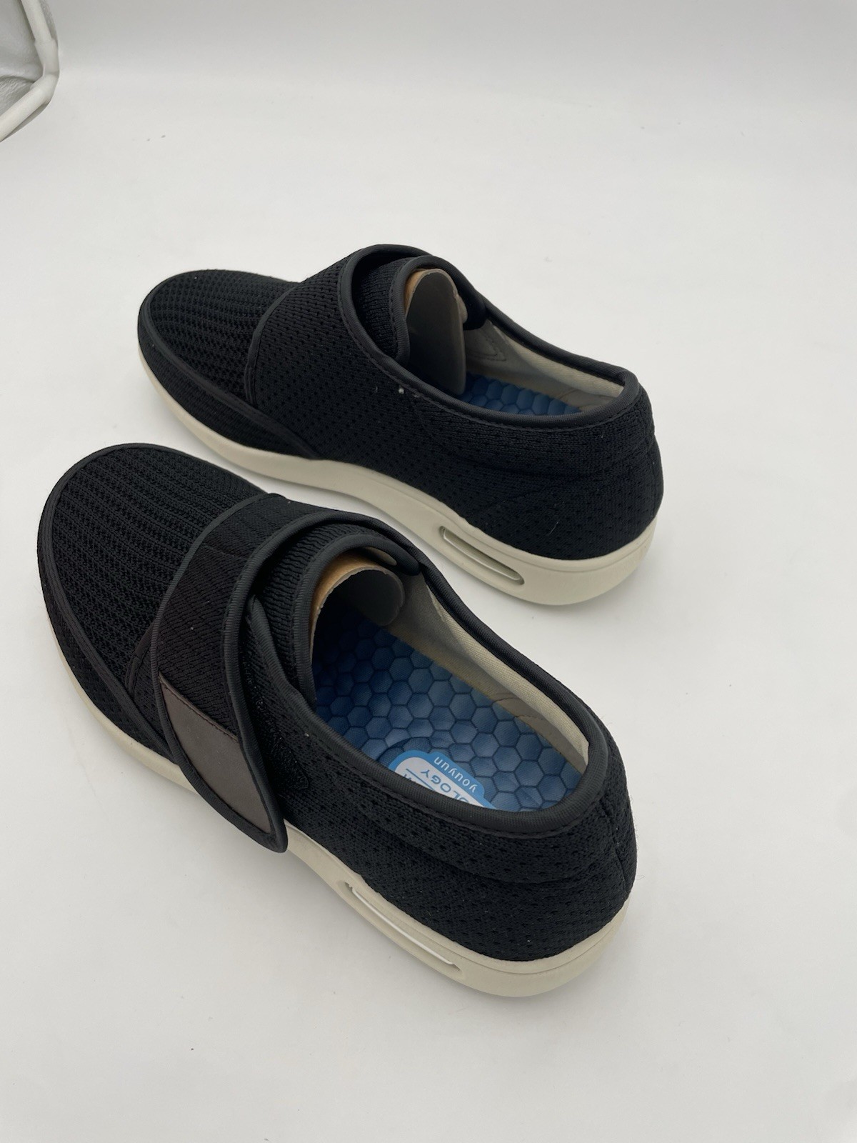 YOUYUN DIABETIC SHOES BLACK Adjustable Hook and Loop Closure MENS 8 / WOMENS 9