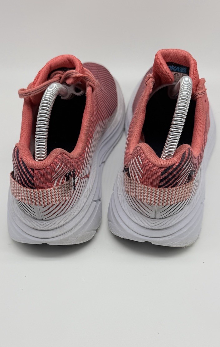 HOKA ONE ONE Rincon 2 Women’s Lightweight Lace-Up Sneakers Coral Sz 7