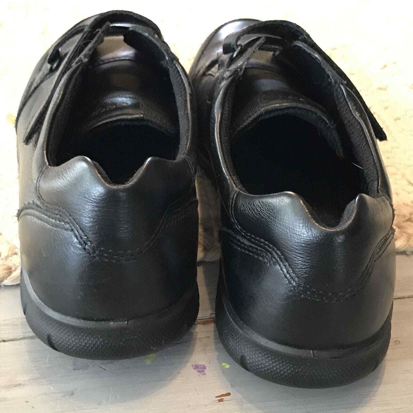 ECCO Oxford Sneaker Shoes Black Leather Hook And Loop Bicycle Toe Sz EU 39 8 8.5