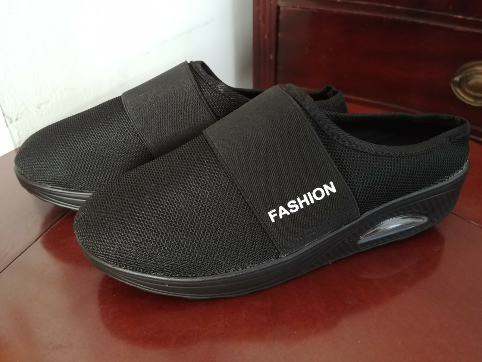 New Womans Air Cushion Slip-On Mesh Breathable Stretch Fashion Walking Shoes 7.5