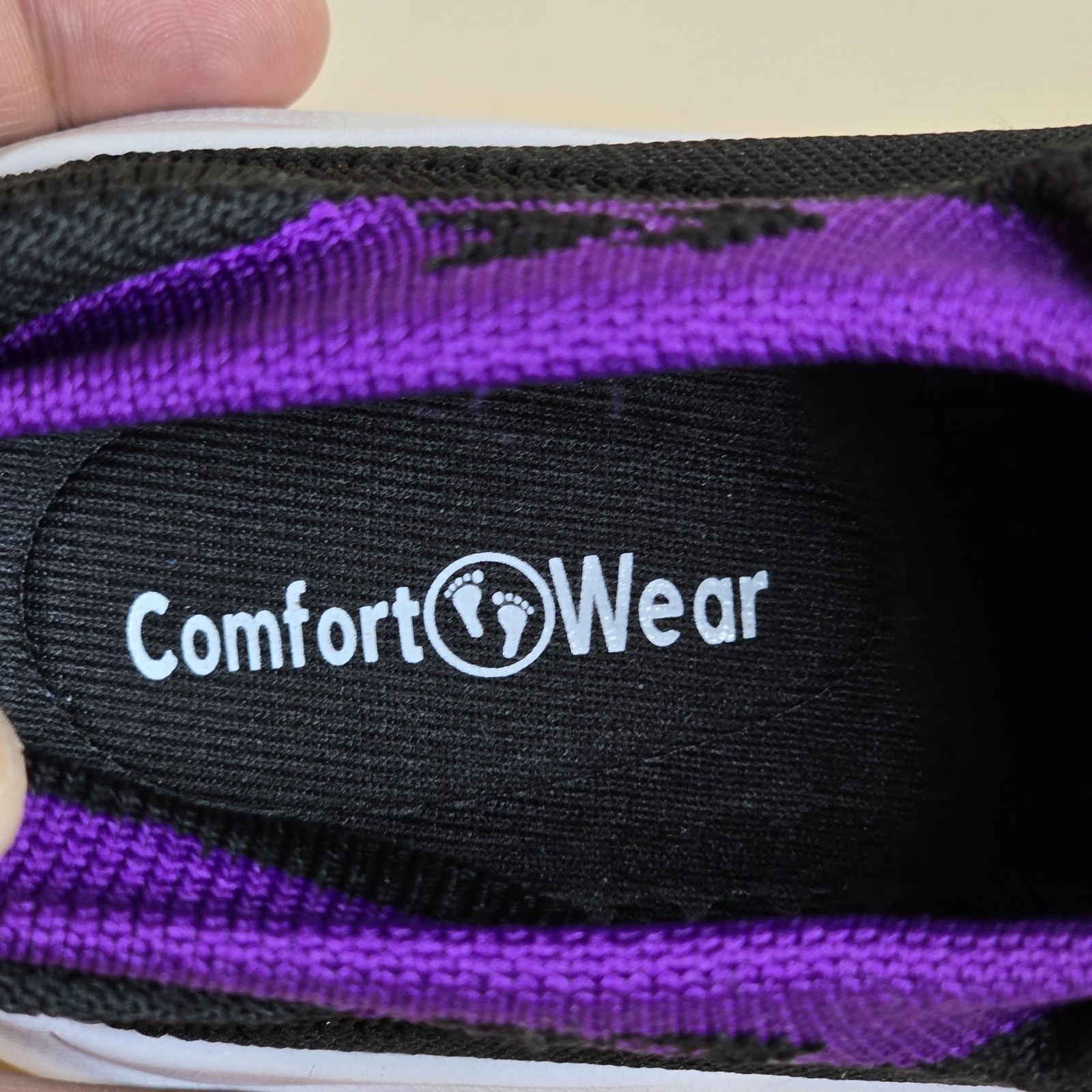 ComfortWear Shoes Womens Size 8 Slip On Lightweight Walking Sneakers
