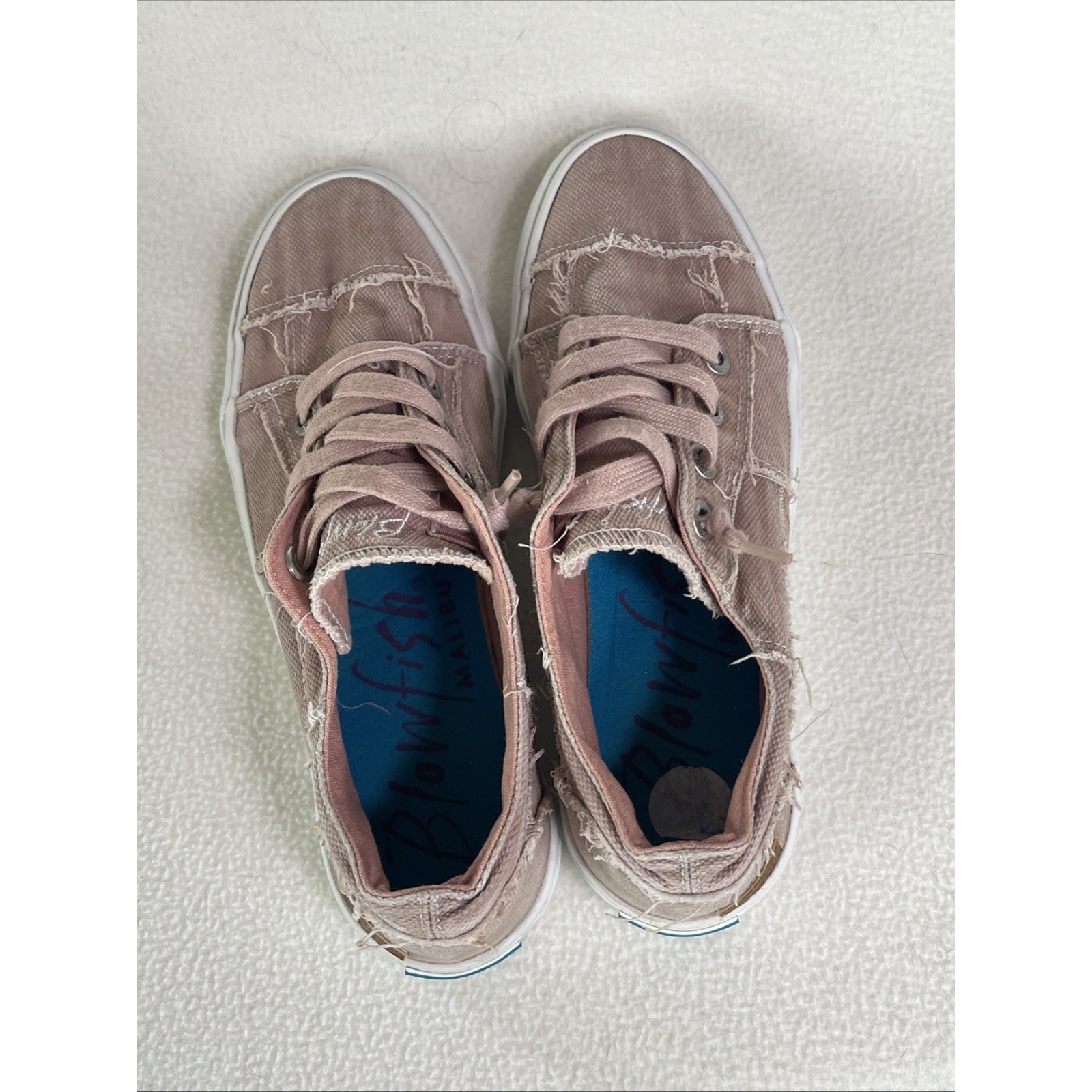 Blowfish Malibu Fixed-Lace Dusty Rose Canvas Sneakers (For Women) – Size 8 US