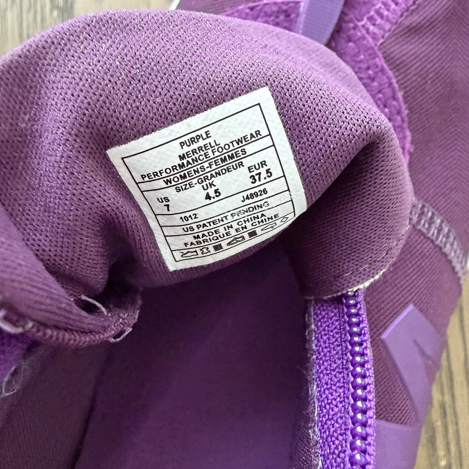 Merrell Lorelei Women’s Purple Suede Zip Shoes Size 7 NWOB Walking Outdoor Sport