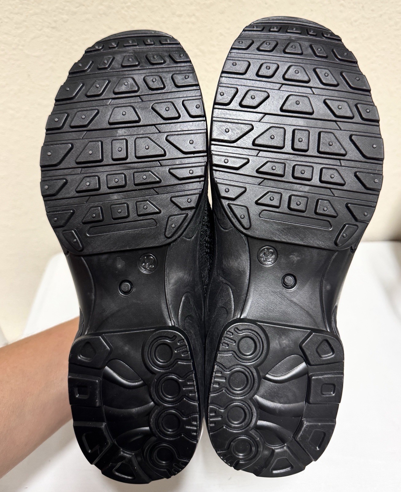 Orthora Footwear Black Women’s Size 42 (Runs Small) New