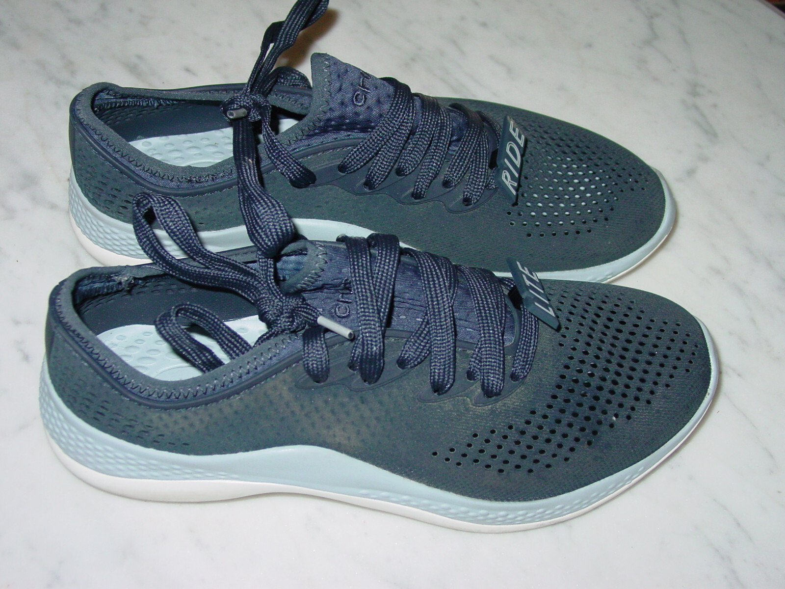 Womens Literide 360 Pacer 206705 Blue Crocs! Size 8