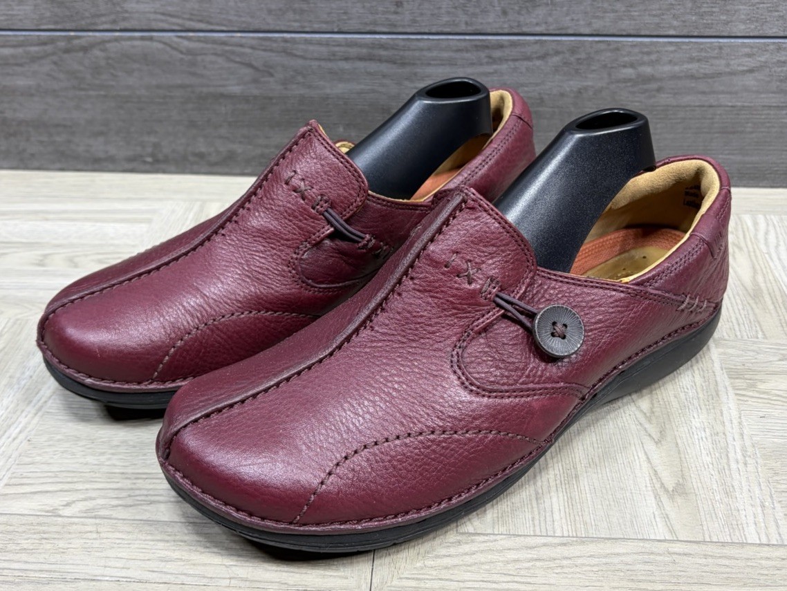Clark’s Unstructured Un Loop Red Leather Slip On In Dress Shoe Red Women 8 M