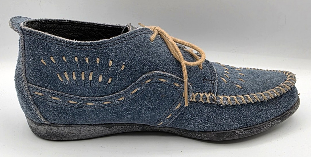 Minnetonka Ankle Boot Moccasin Shoes Suede Lace Up Southwestern Boho Cowgirl 6