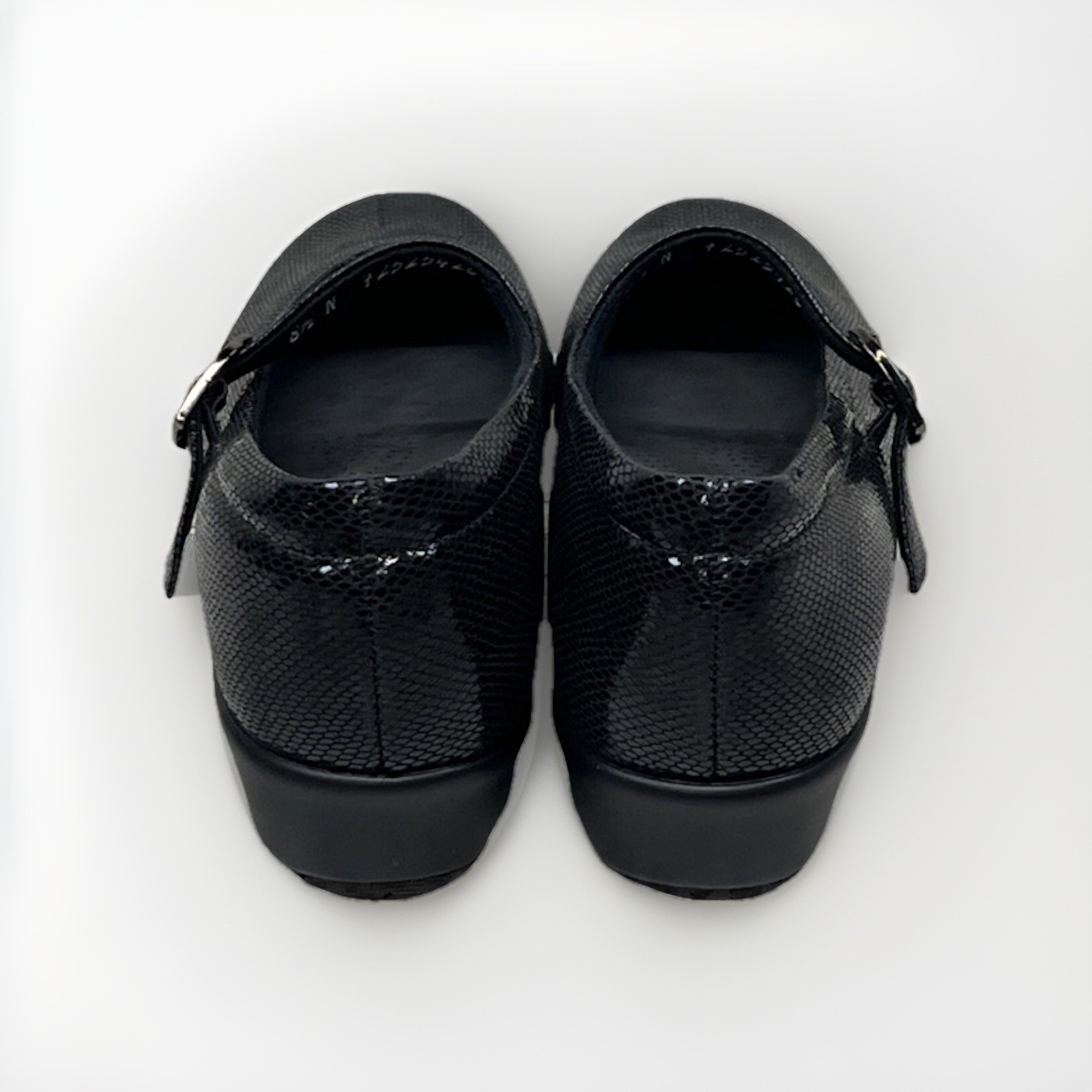 SAS Maria Mary Jane Shoes Womens 6.5M Black Snake Print