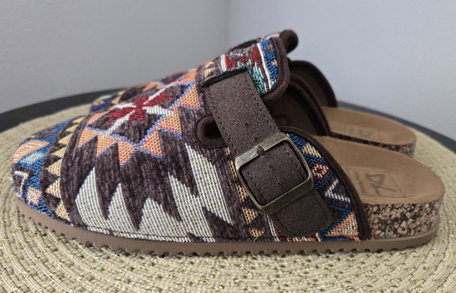 Dirty Laundry Bohemian Tapestry AZTEC Pattern Slide On Clogs Womens US 7 Artsy