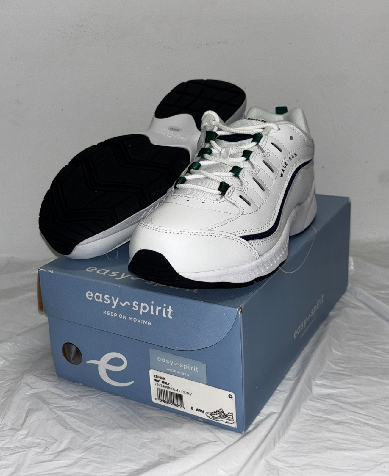 8 WW White Easy Spirit Shoes | Comfortable Women Walking Shoes