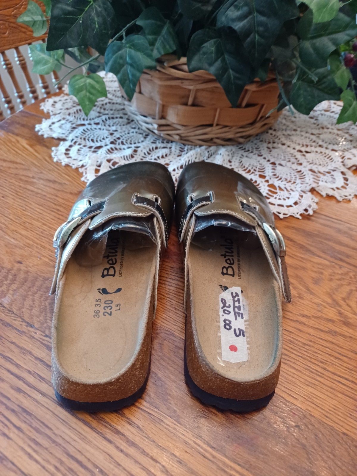 Womens Bronze Colored Betula Mule Shoes size 5 / 36