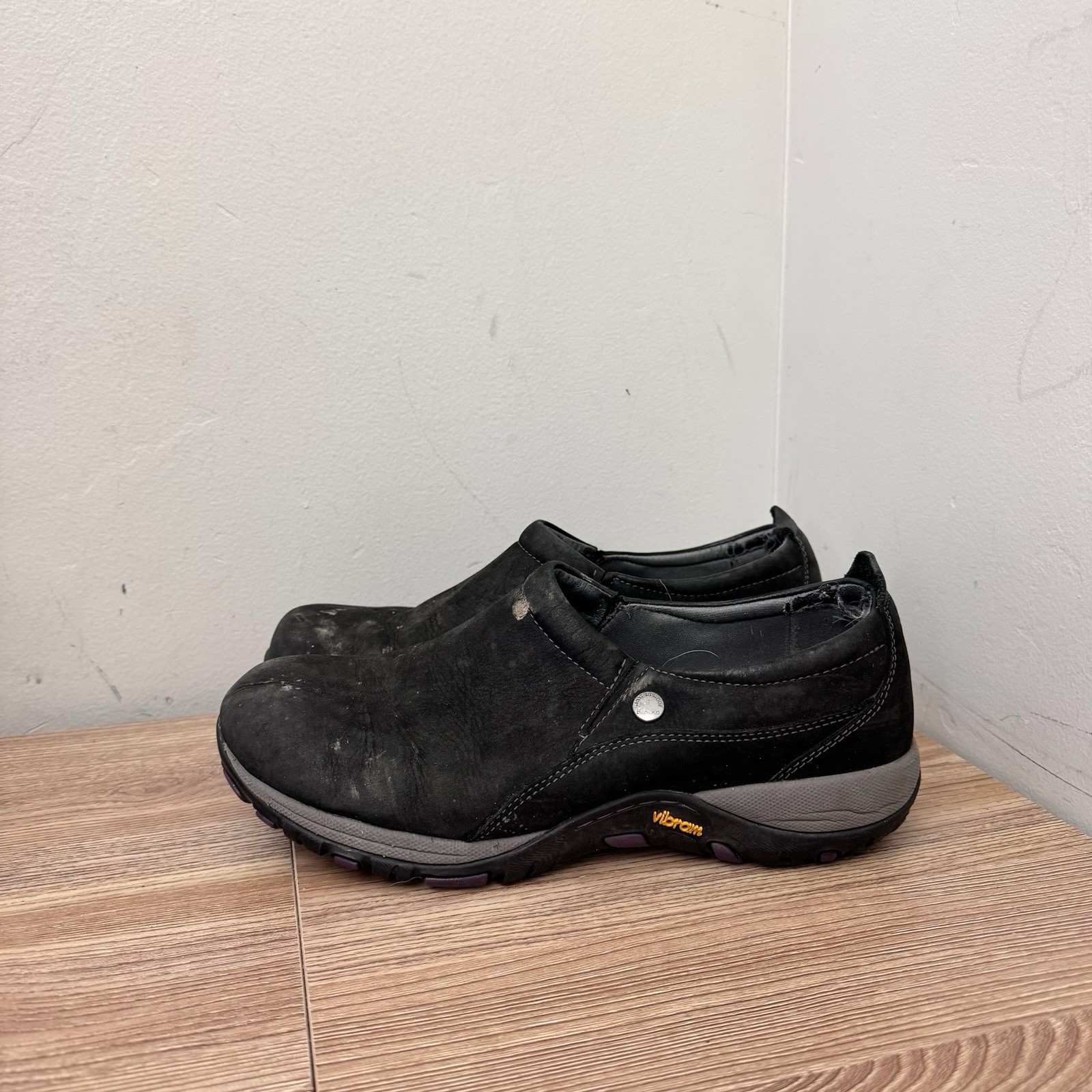 Dansko Patti Black Leather Slip On Clogs Women’s Size 9
