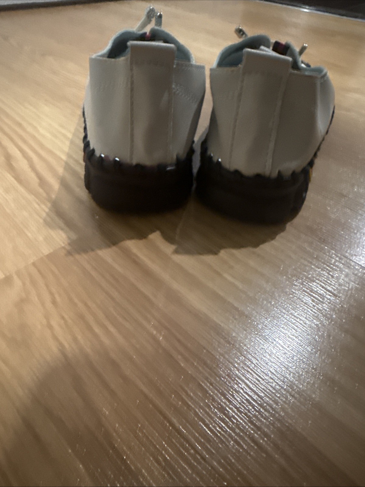 White& Black casual Slip-On Sneakers with Accent Stitching Size 37, 38, 39, 40