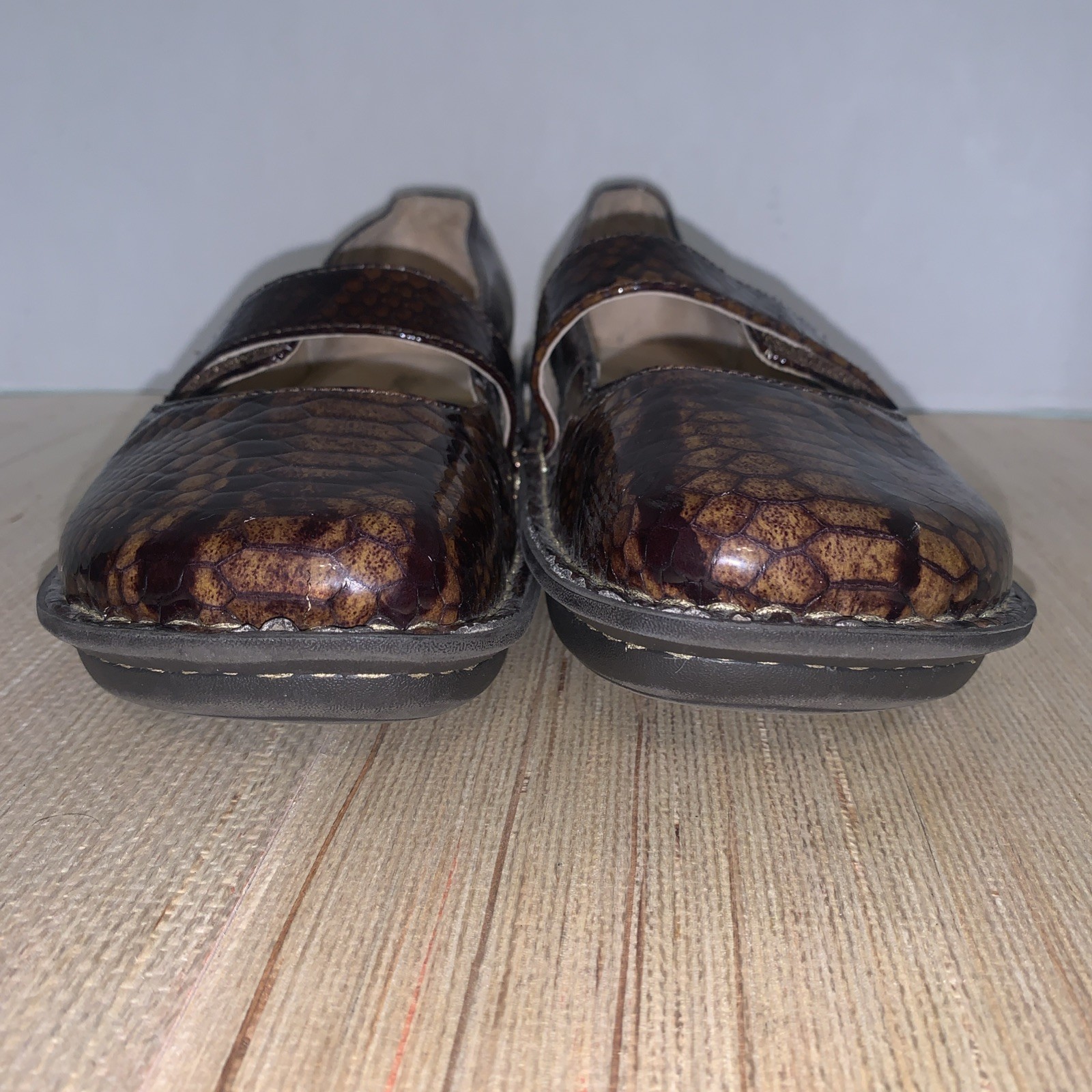 Algeria Women’s Size 9 US EU 40 Brown Snake Print Mary Jane Casual Shoes Comfort