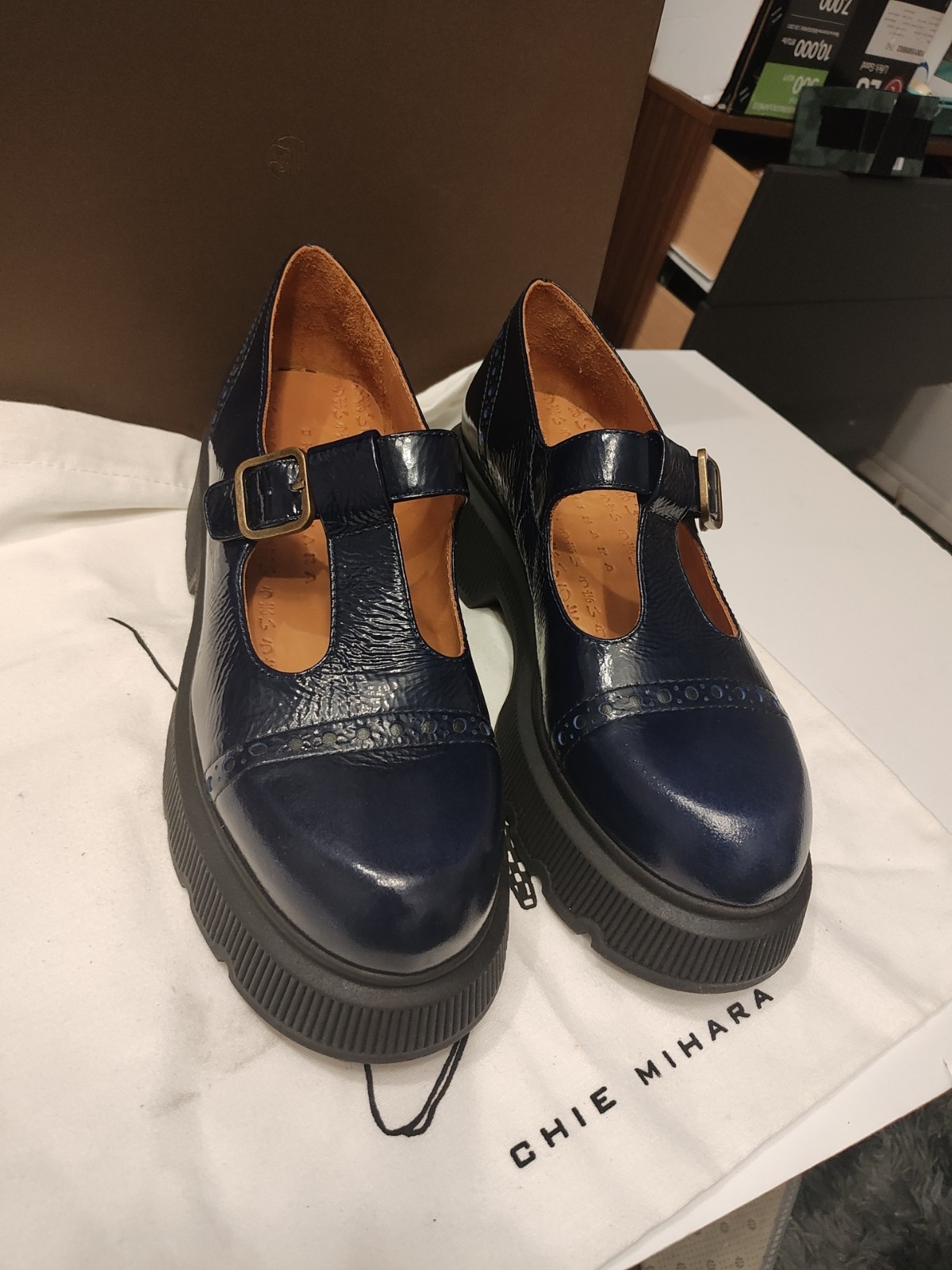 NIB Chie Mihara Qauja Sucre Navy 42