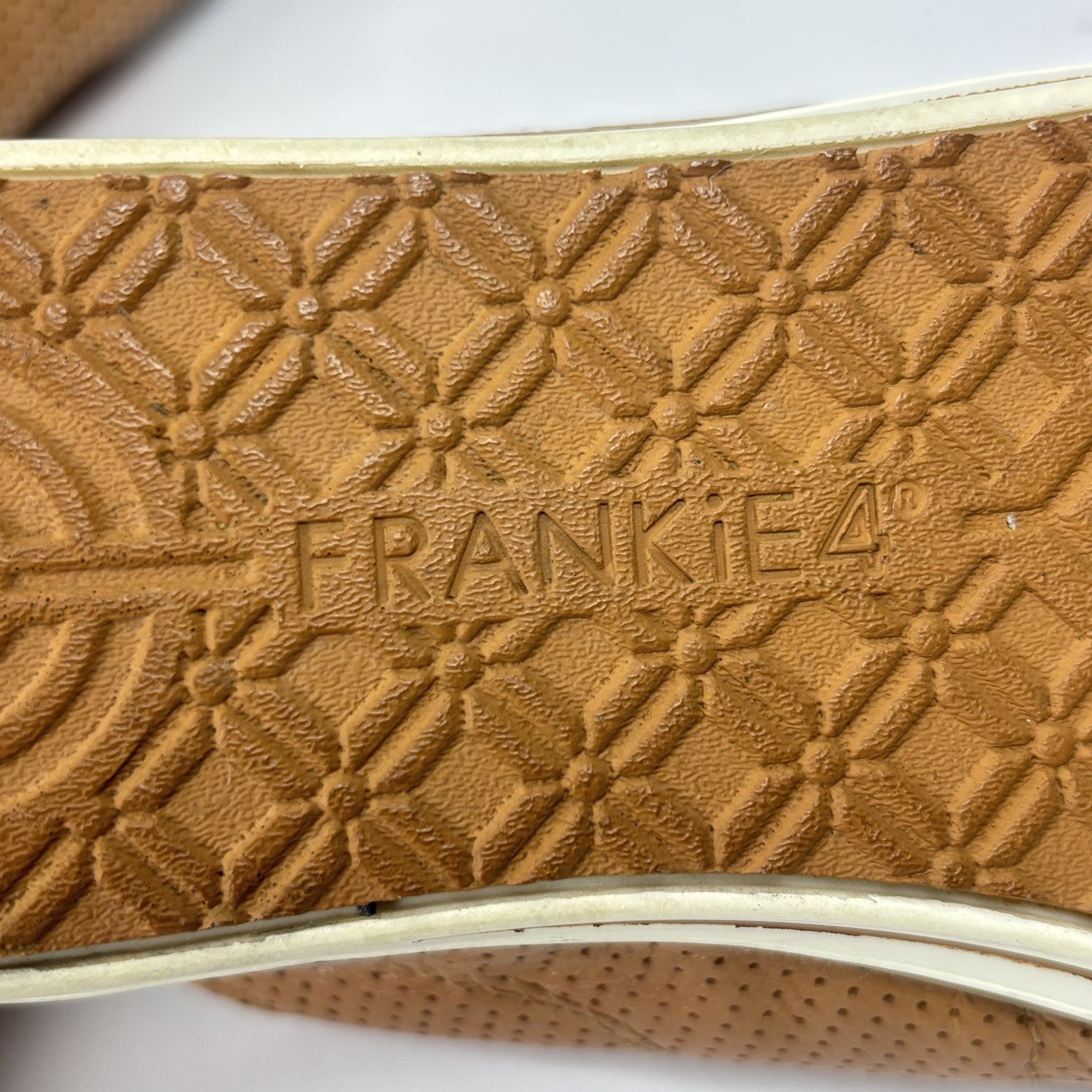 FRANKiE4 NAT II Sneakers Womens 7 Soft Tan Perforated Leather Comfort NO INSOLES