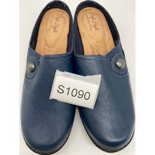 Soft Style Hush Puppies Mules Womens 9 Wide Blue Leather Button Slip On Clogs